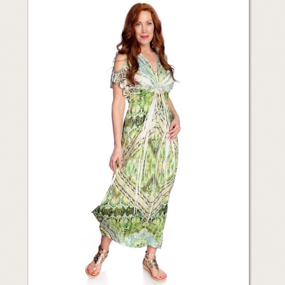 One World Maxi Dress 💚 - Picture 3 of 8